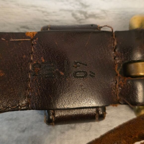 Vintage Coach Leather & Canvas Belt With Brass Buckle 40" Size Made In USA - Picture 3 of 7